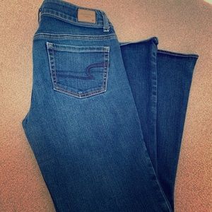 American Eagle Artist Jeans Size 10 Short